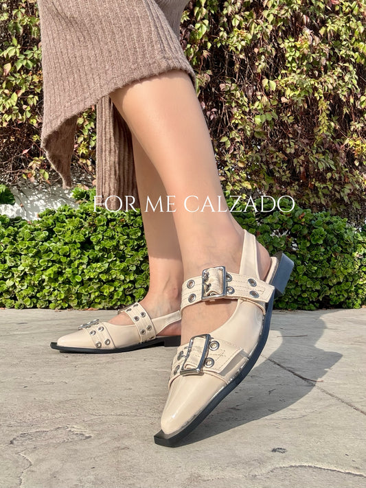 Mod. 022 Zapatito hebillas
