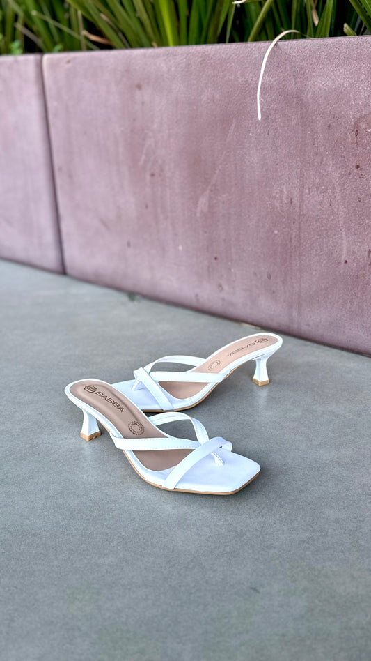 055 tacón bajito dedal