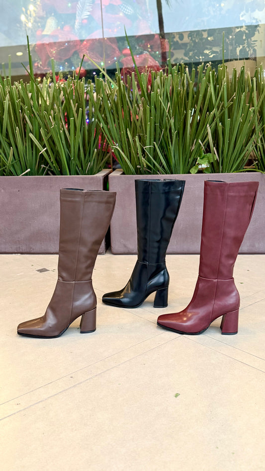 Mod 9767 Bota tacón recto