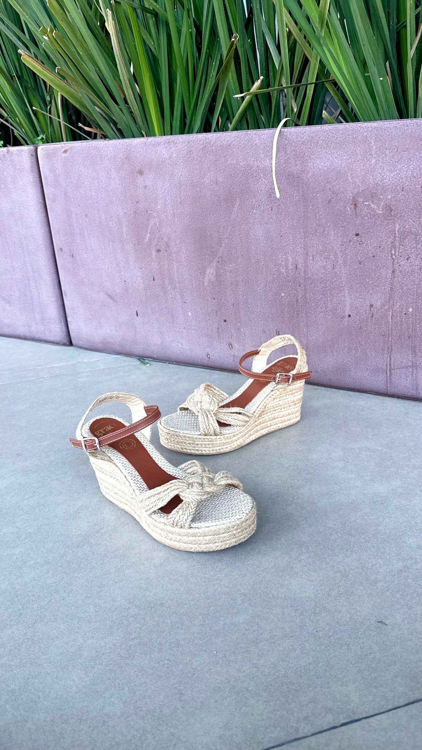 1860 Alpargata entrecruzada pulsera delgada