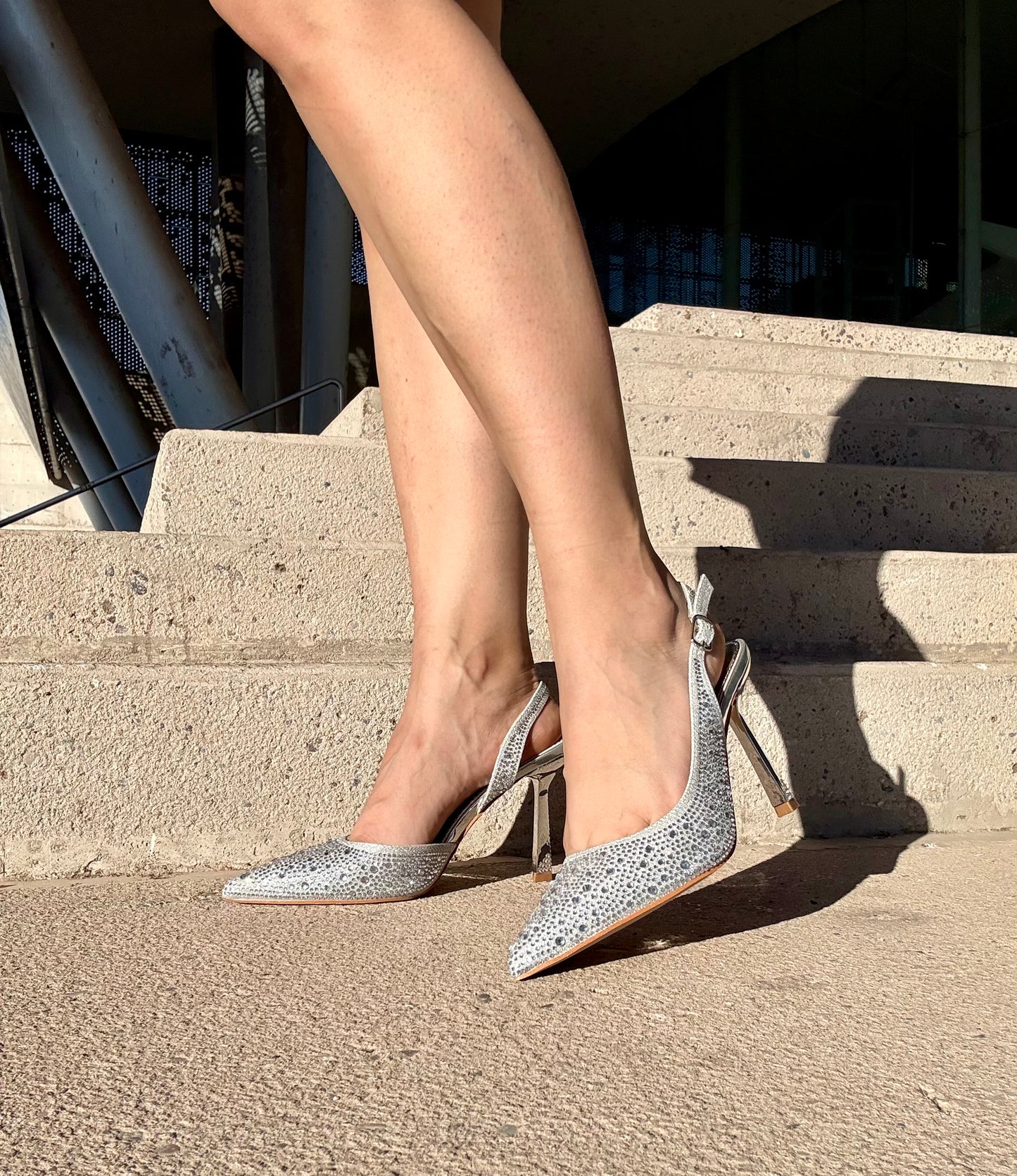 Greta. Stiletto de pedreria