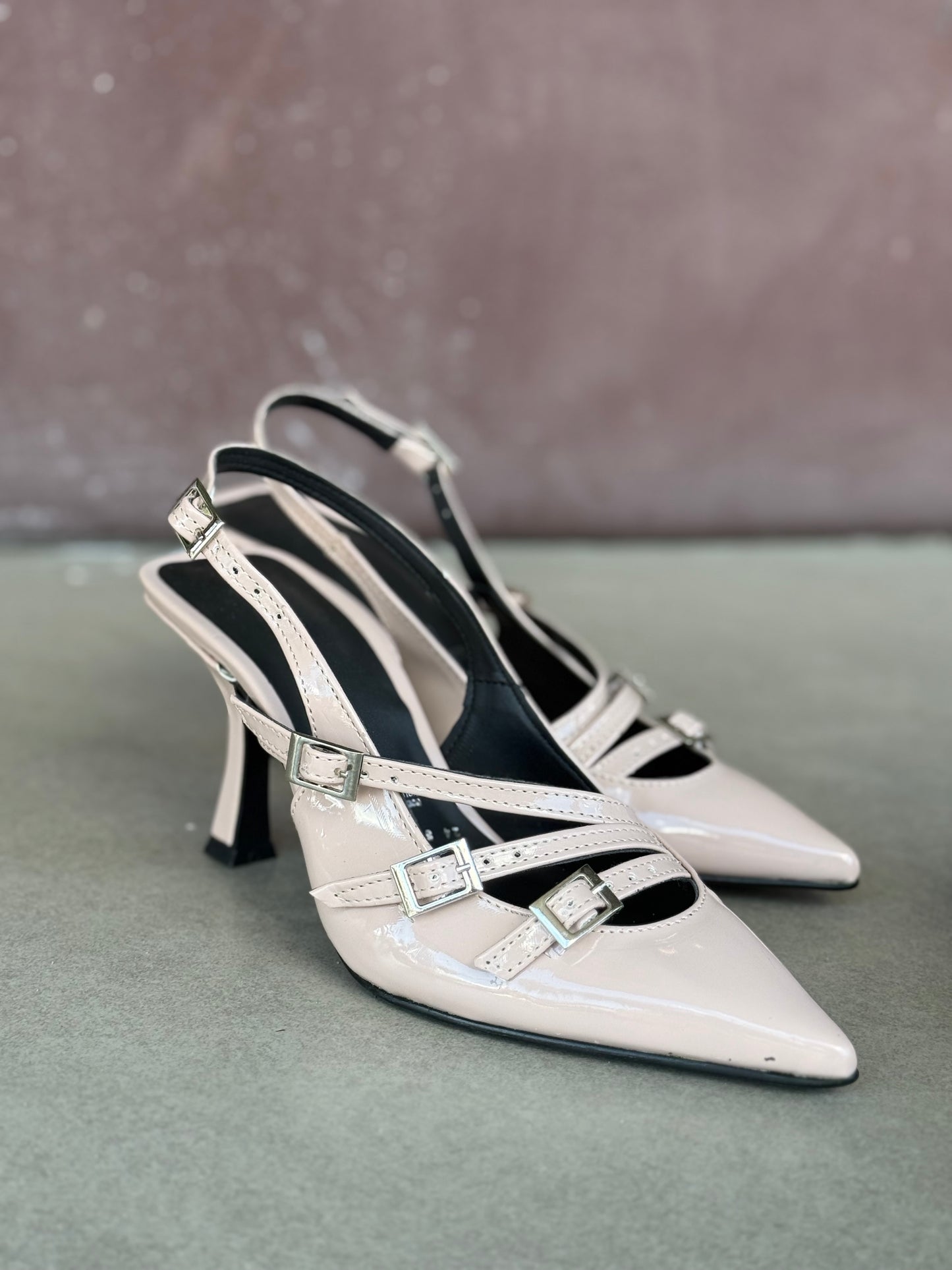 Km 88 Stiletto hebillas