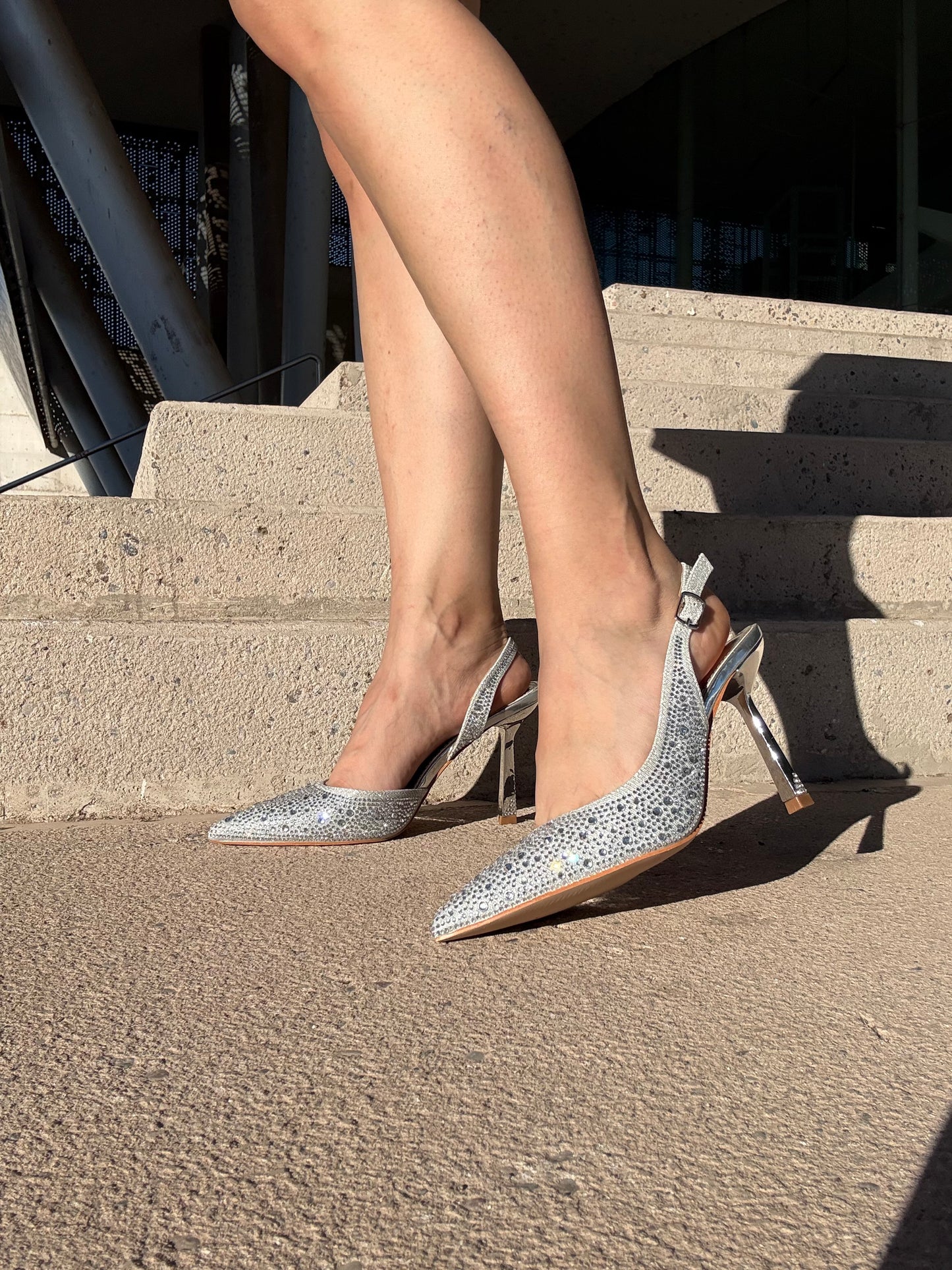 Greta. Stiletto de pedreria