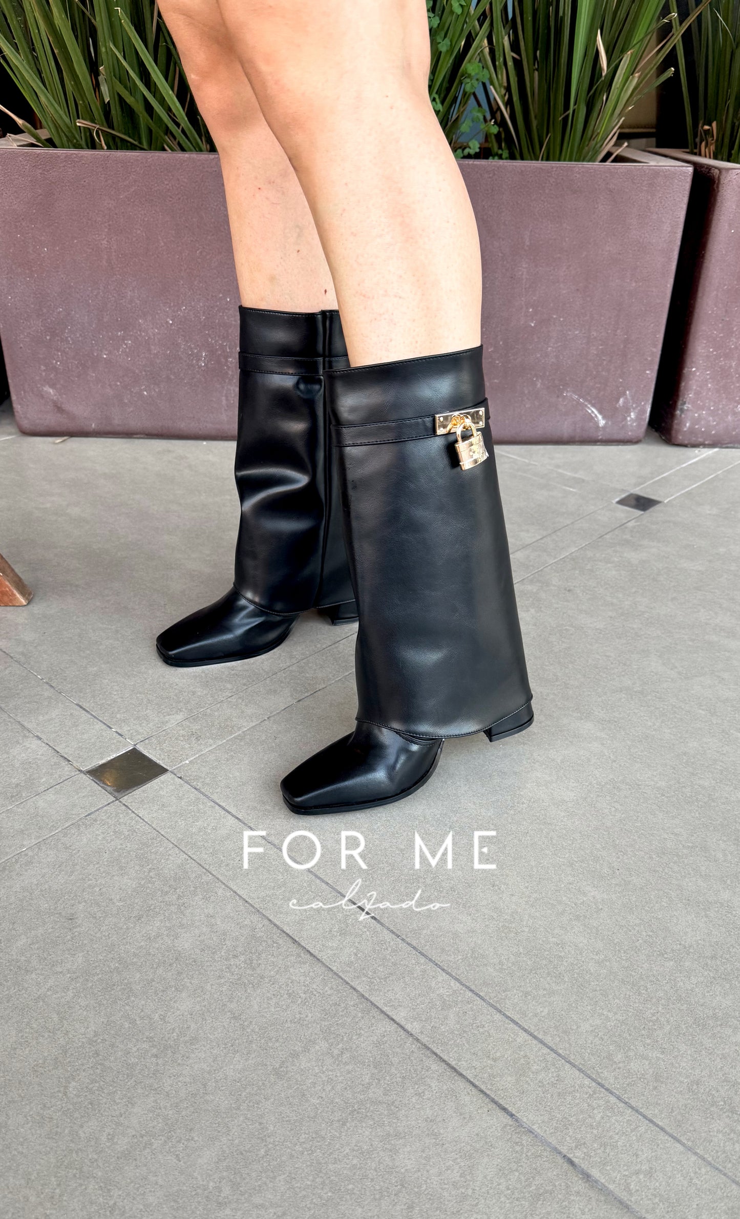 Mod. 9765 Botin tacón cuadrado desmontable