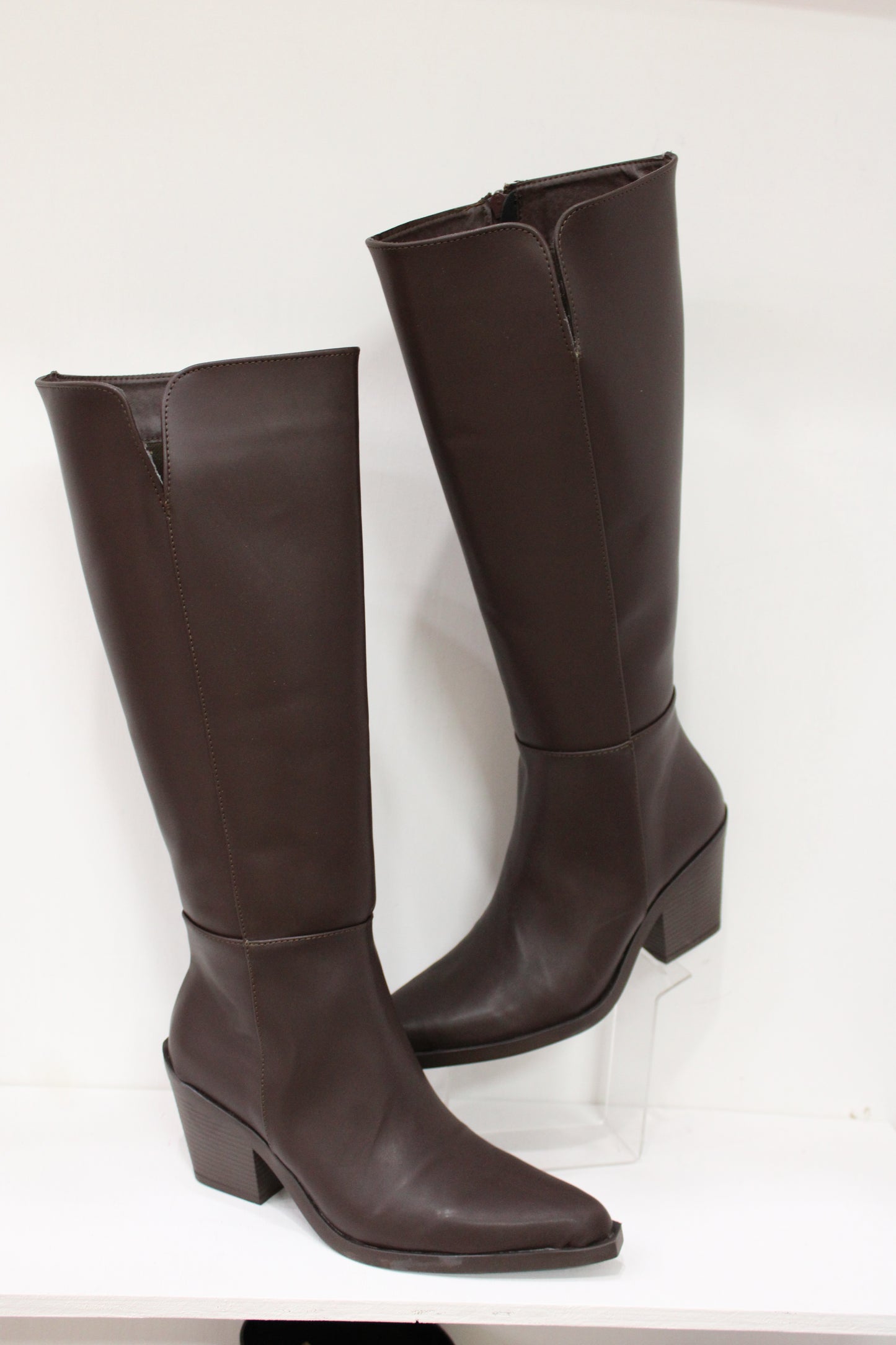 Katy 408. Bota vaquera sin costuras