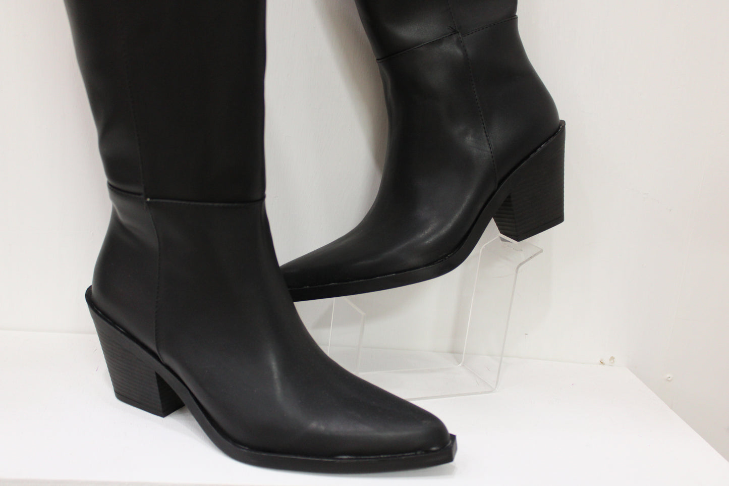 Katy 408. Bota vaquera sin costuras